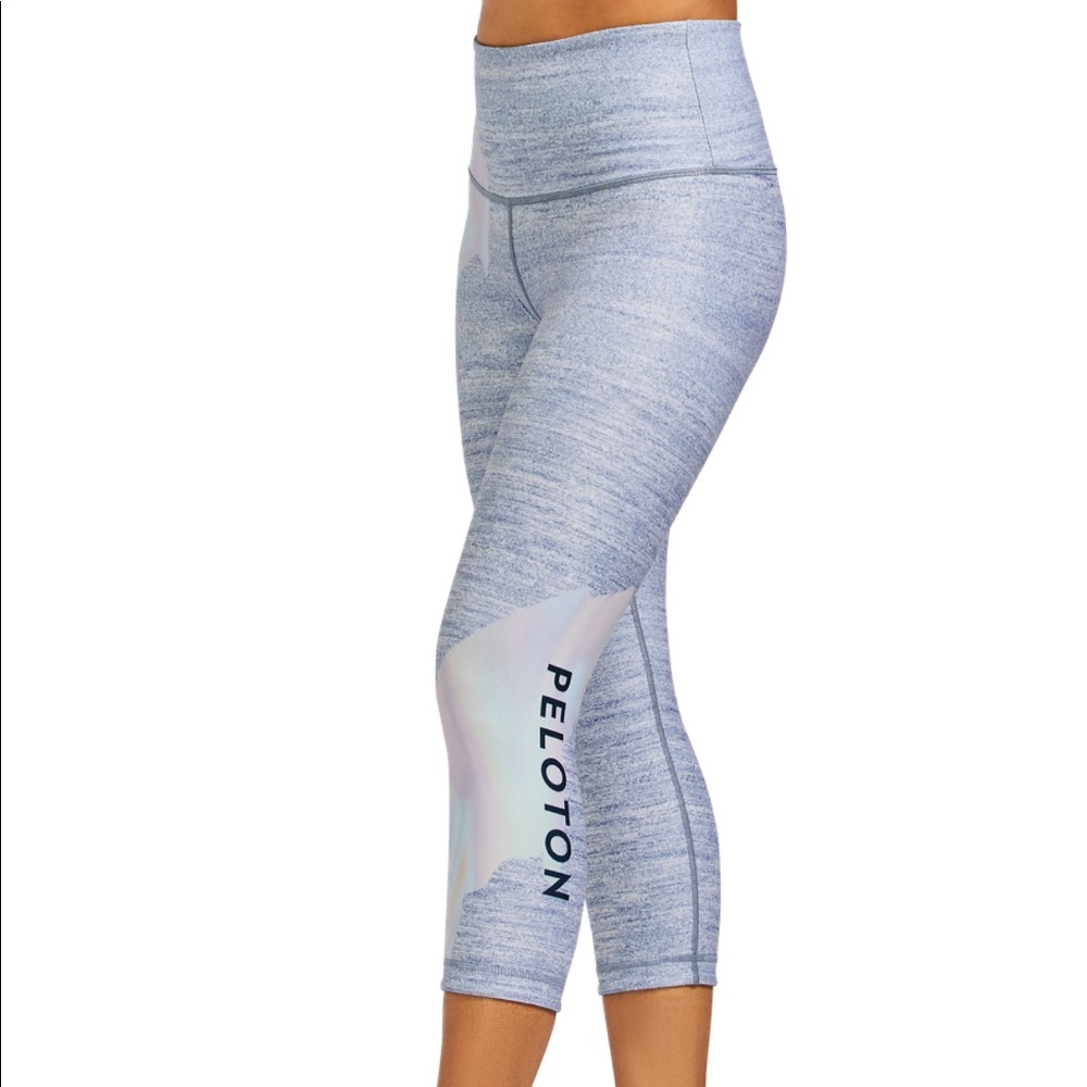 Peloton White Opal Capri. Size large.